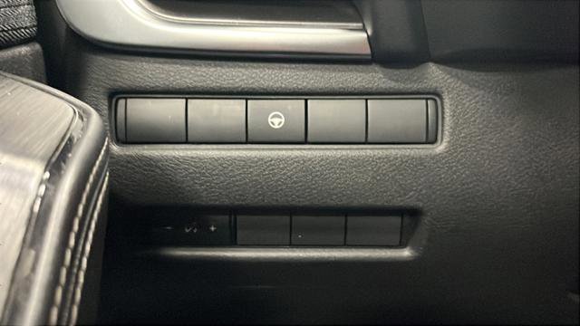 Used 2023 Nissan Rogue SV AWD/4WD image 29