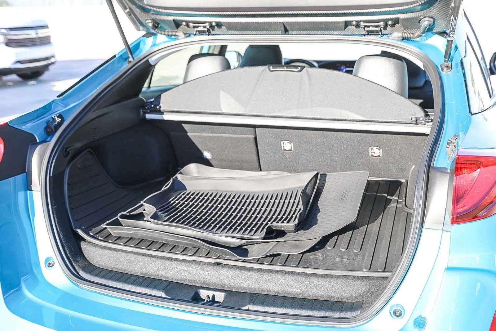 Used 2022 Toyota Prius Prime XLE image 23