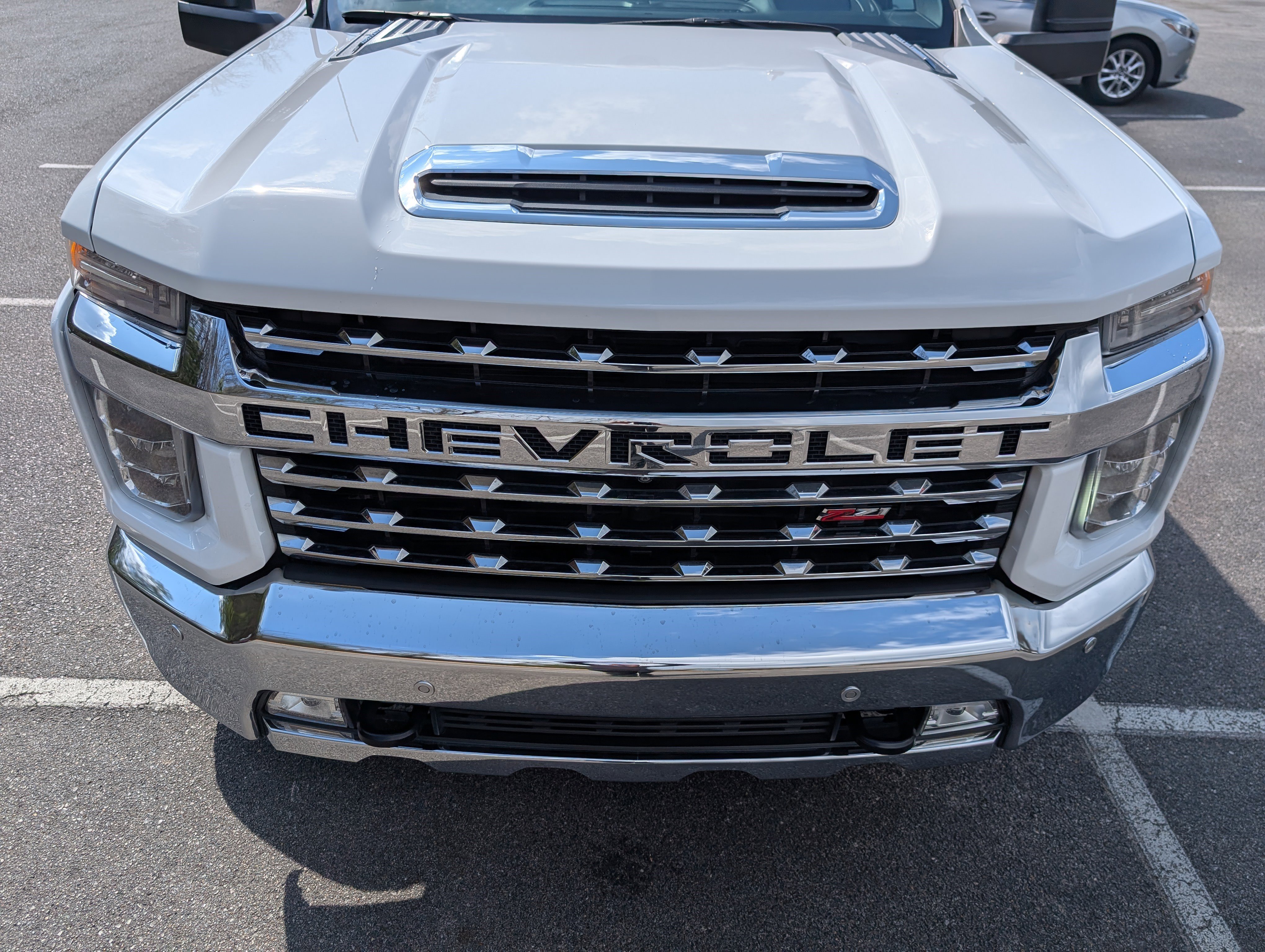 Used 2021 Chevrolet Silverado 2500 LTZ w/ LTZ Premium Package image 12