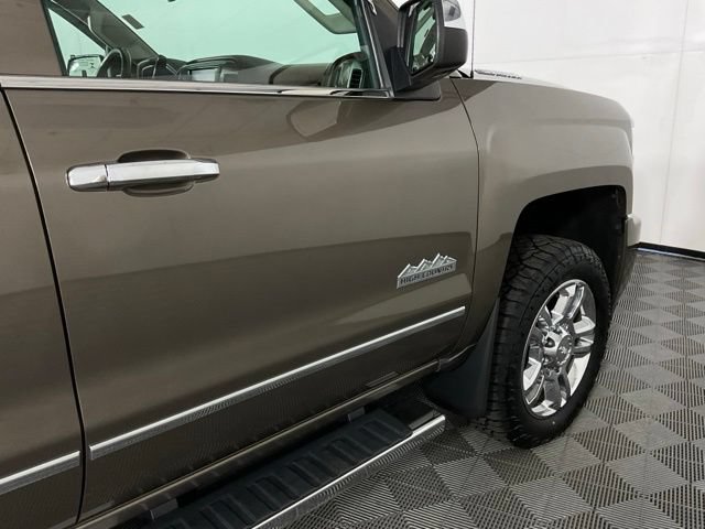 Used 2015 Chevrolet Silverado 2500 High Country w/ Duramax Plus Package AWD/4WD image 8