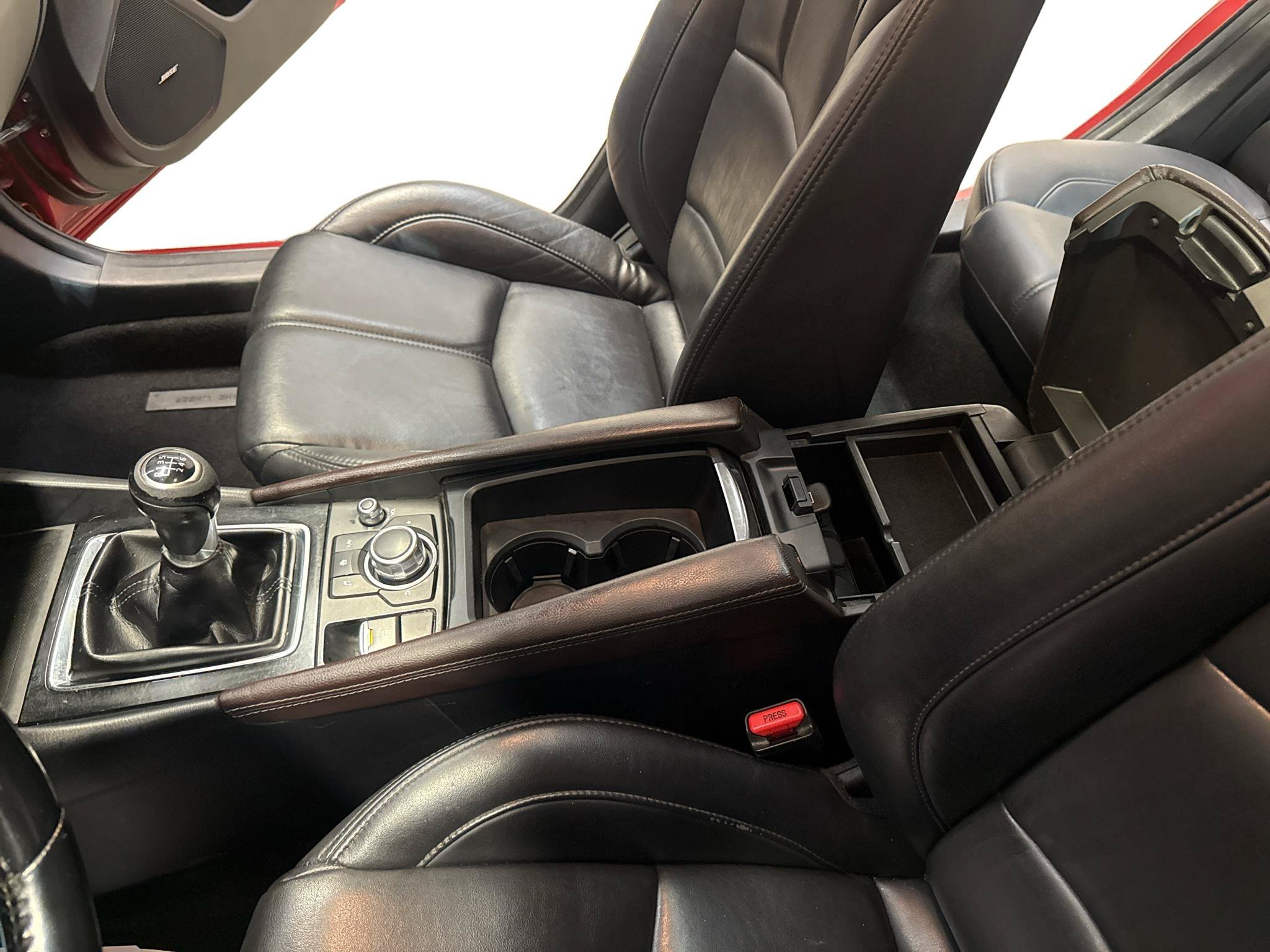 Used 2018 MAZDA MAZDA3 Touring FWD image 15