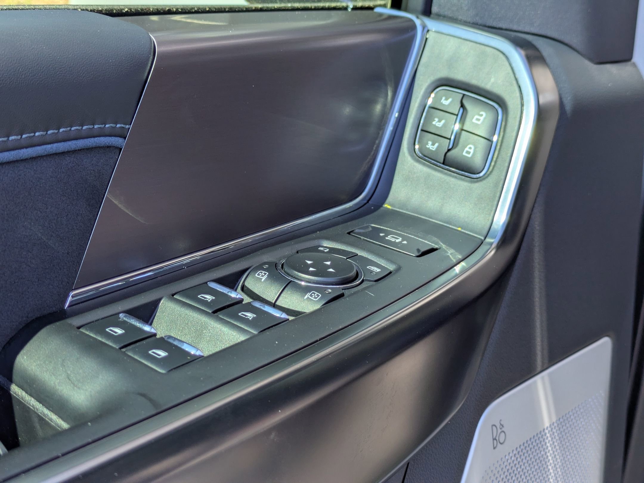 New 2026 Ford F350 Platinum w/ Tremor Off-Road Package image 10