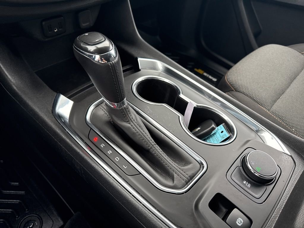Used 2020 Chevrolet Traverse LT FWD image 19