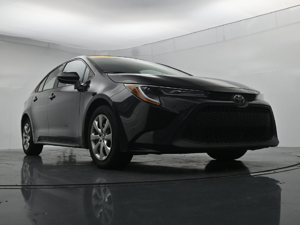 Used 2020 Toyota Corolla LE FWD image 29