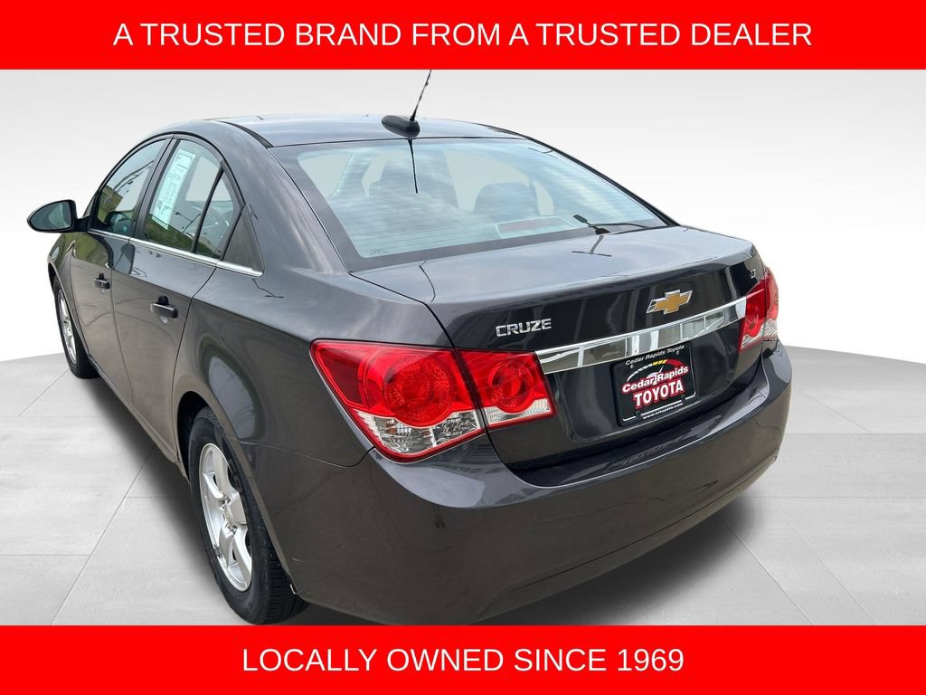 Used 2016 Chevrolet Cruze LT FWD image 3