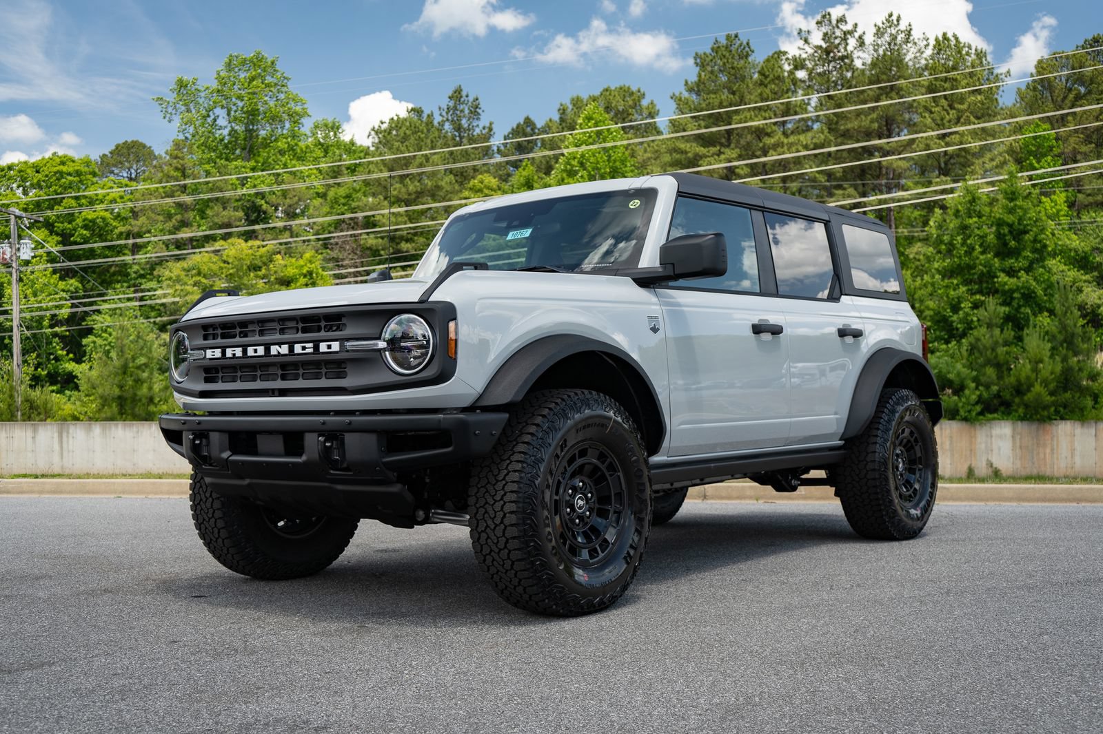 New 2026 Ford Bronco Big Bend w/ Black Diamond Package AWD/4WD image 3