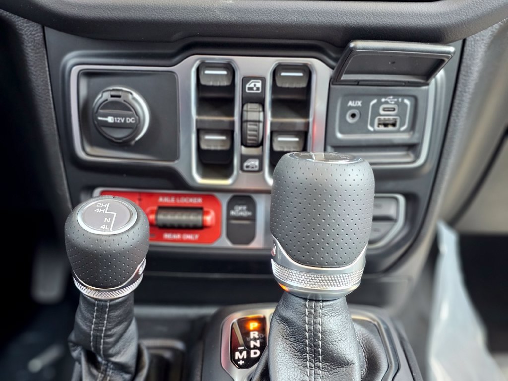 New 2026 Jeep Gladiator Mojave AWD/4WD image 14