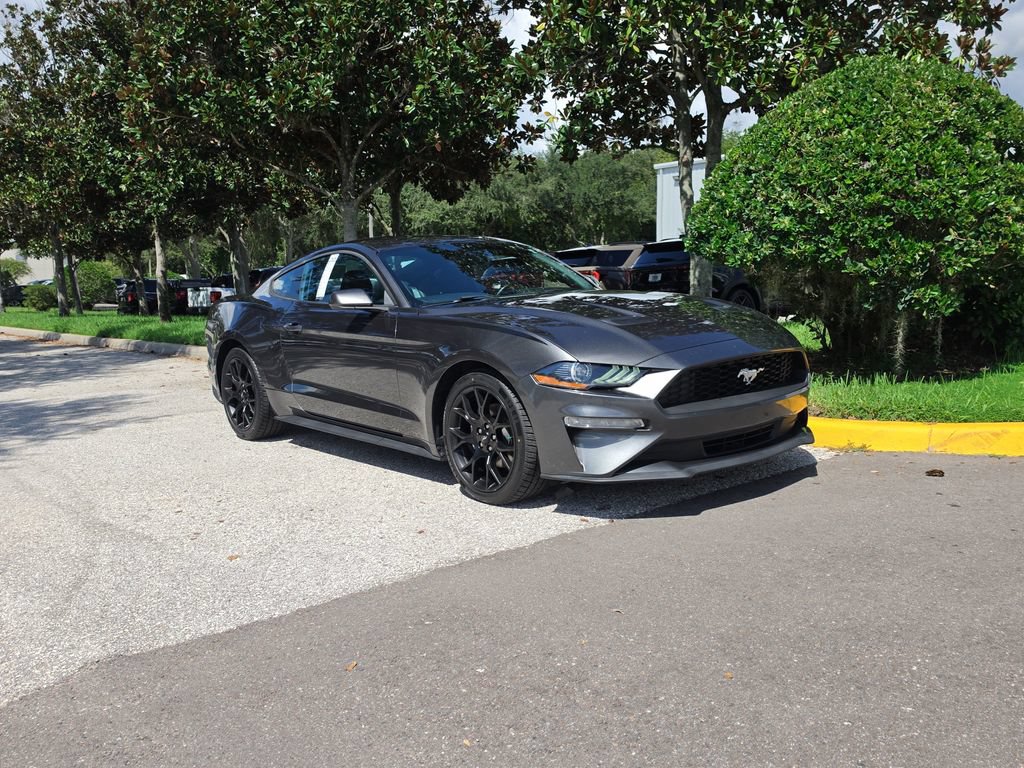 Used 2018 Ford Mustang Coupe w/ Equipment Group 101A RWD image 2