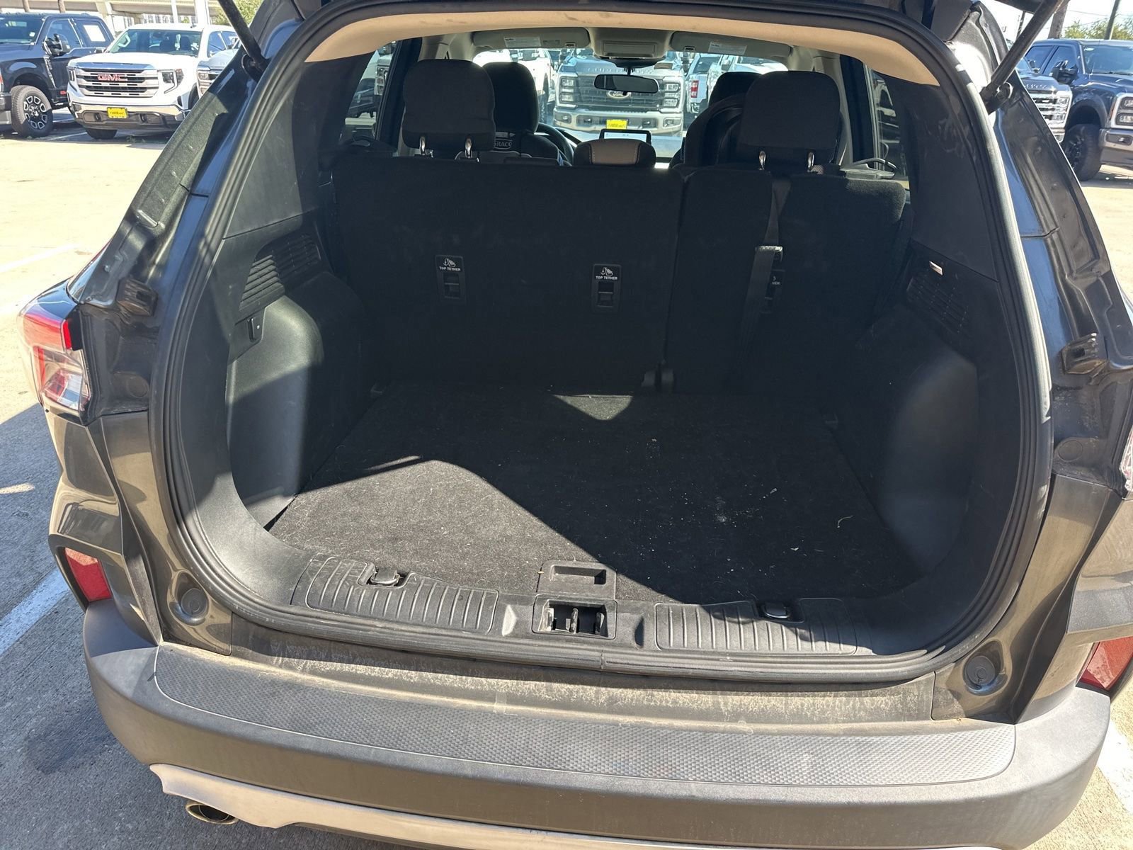 Used 2020 Ford Escape SE FWD image 4