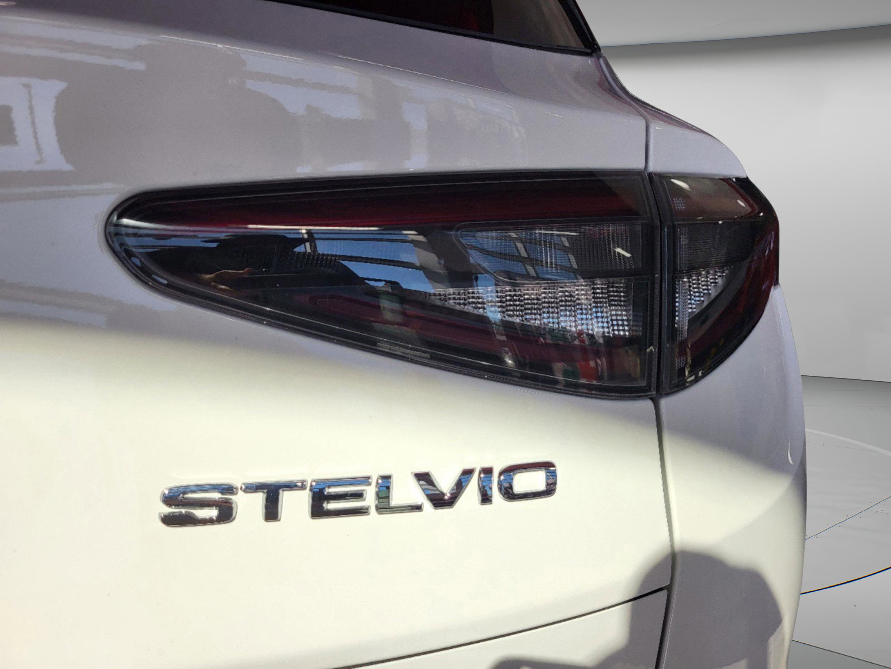 New 2025 Alfa Romeo Stelvio Sprint image 77