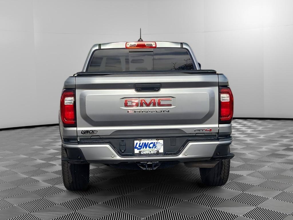 Used 2024 GMC Canyon AT4 w/ AT4 Premium Package AWD/4WD image 3