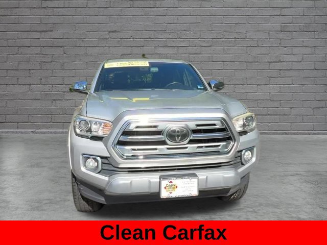 Used 2020 Toyota Tacoma SR5 AWD/4WD image 3