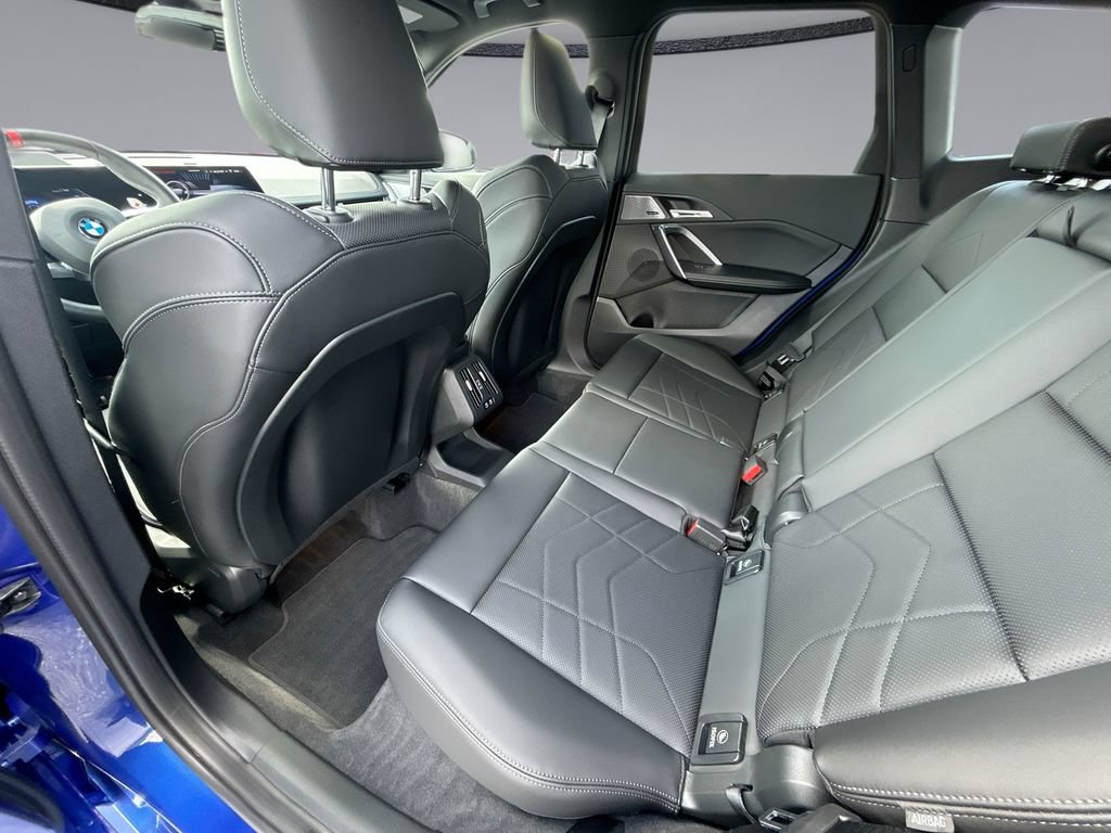 Used 2025 BMW X1 M35i AWD/4WD image 32