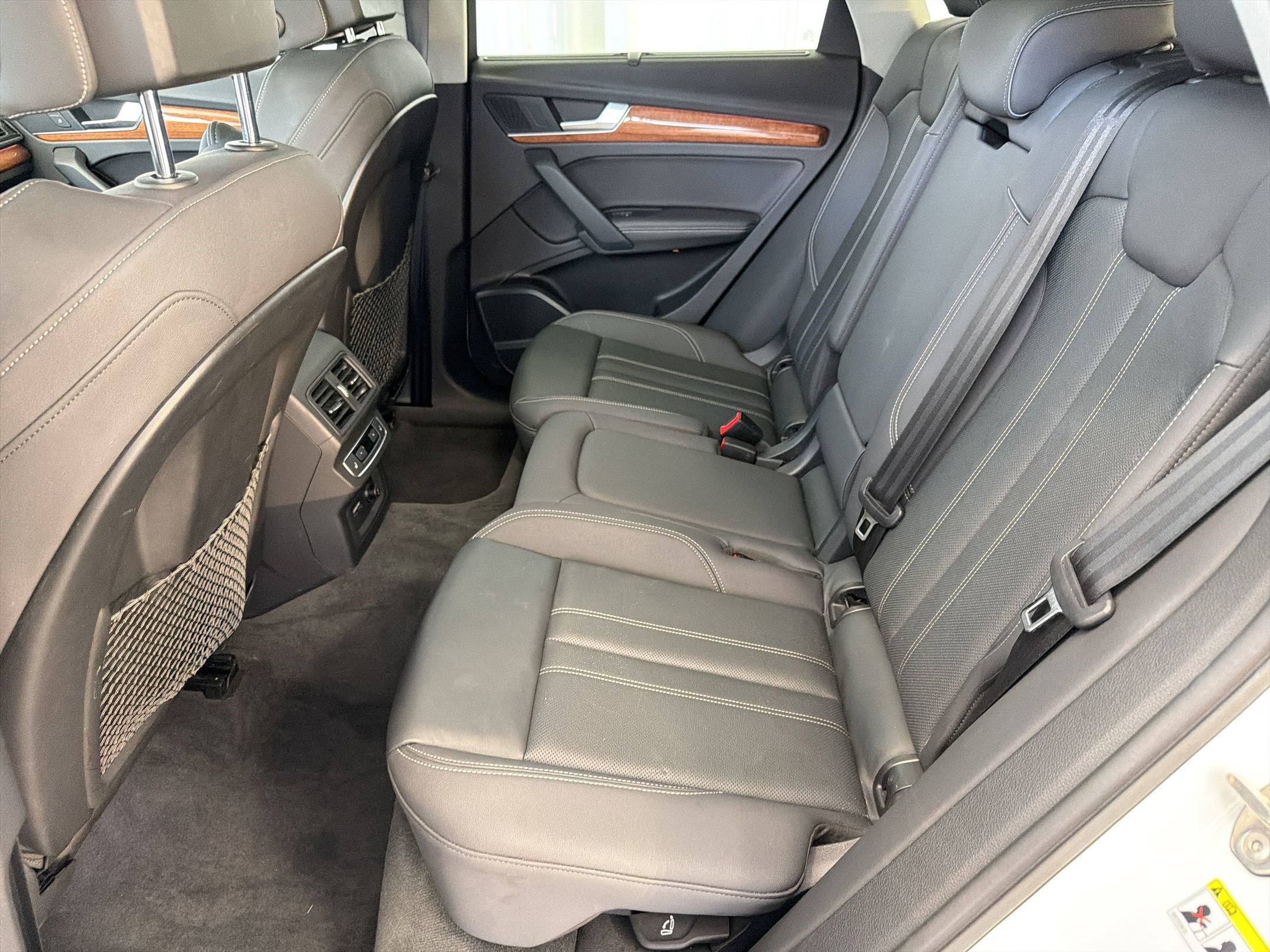 Used 2021 Audi Q5 Prestige w/ Prestige Package image 15