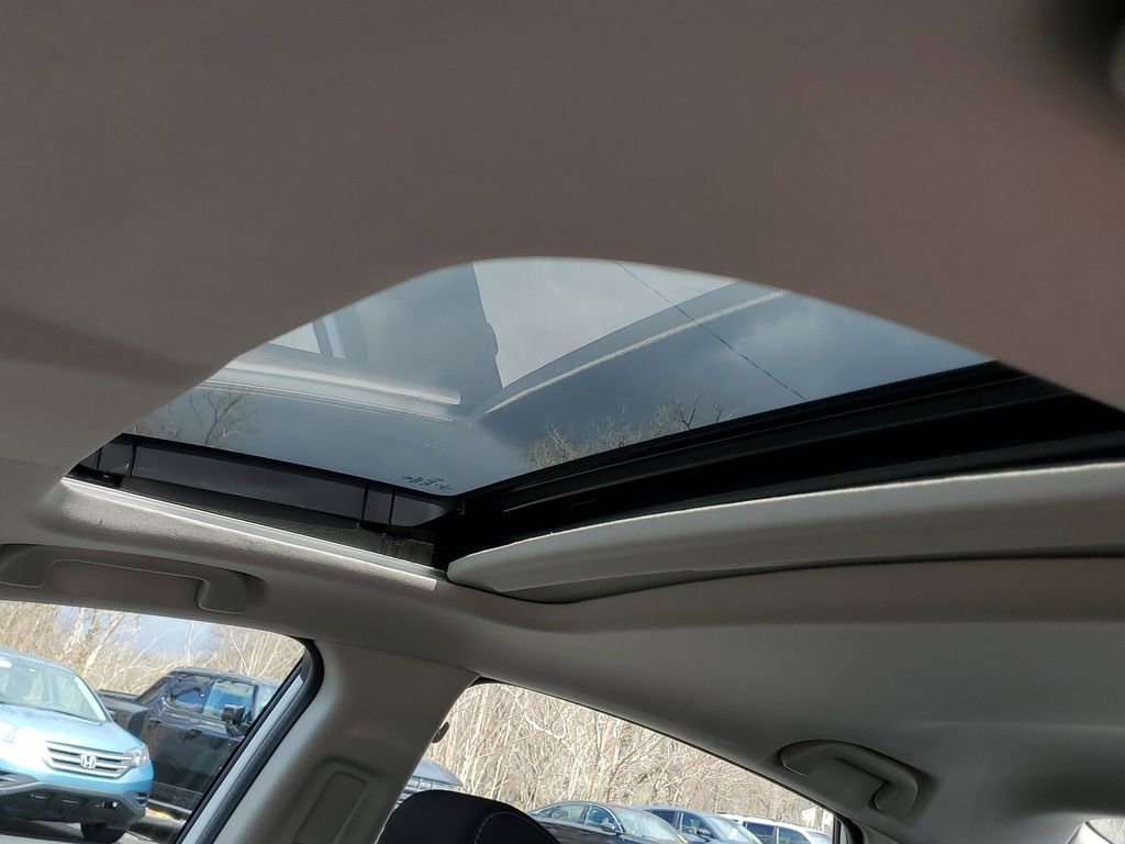 Used 2019 Honda Civic EX image 9