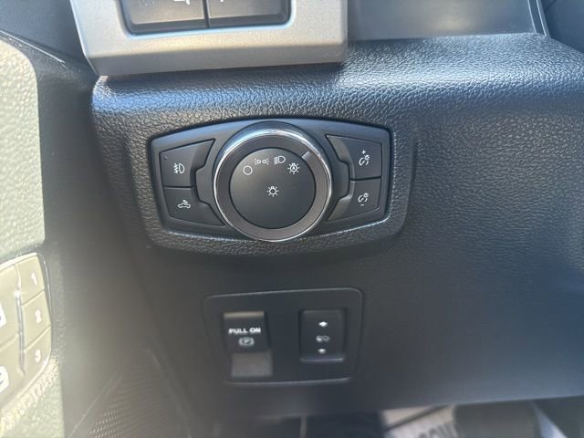 Used 2019 Ford F150 Lariat AWD/4WD image 12