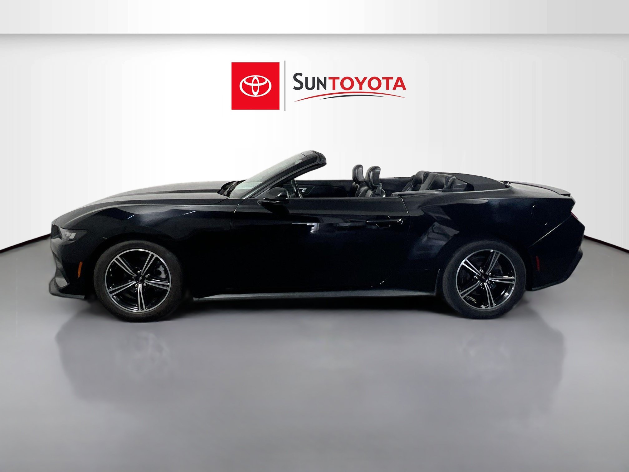 Used 2024 Ford Mustang Premium RWD image 41