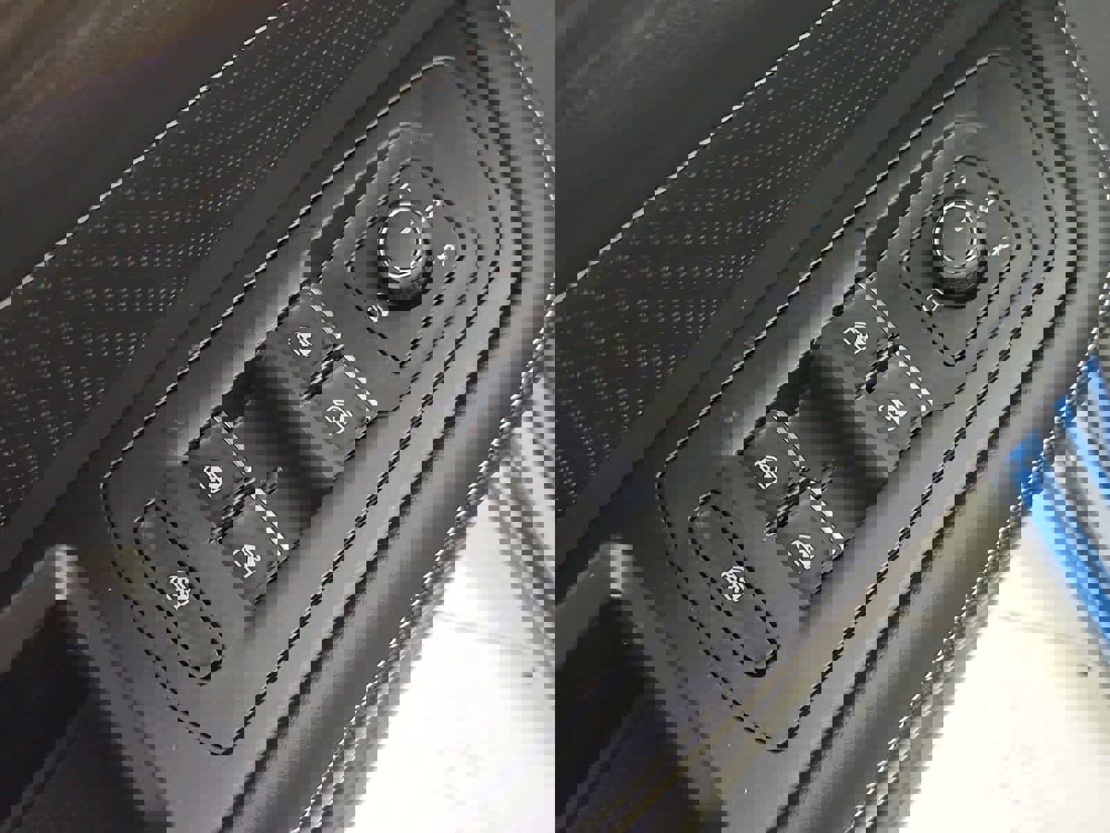 New 2026 Volkswagen Atlas SEL Premium R-Line image 17