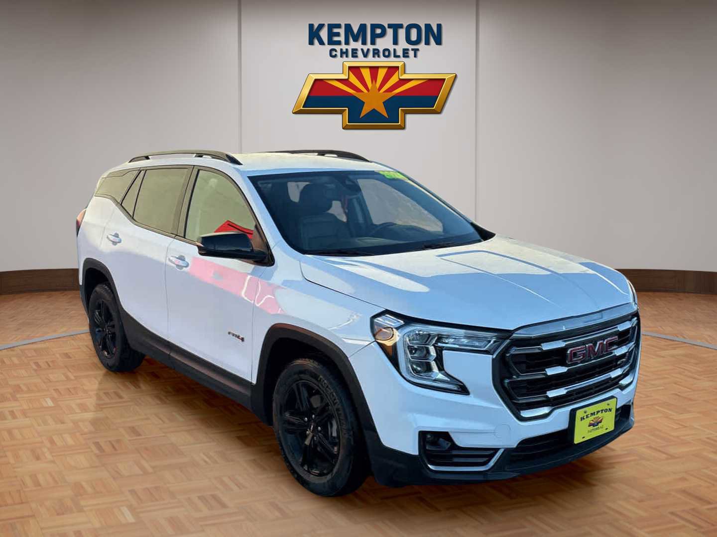 Used 2024 GMC Terrain AT4 image 8