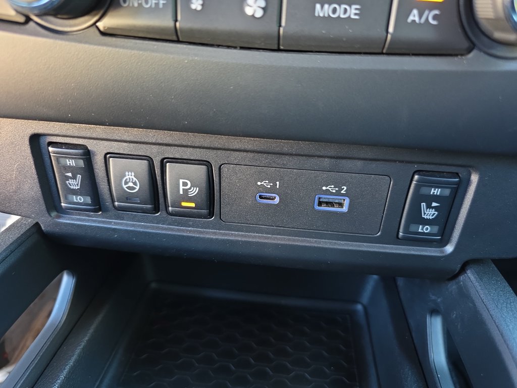 Certified 2026 Nissan Frontier SV w/ SV Convenience Package AWD/4WD image 43