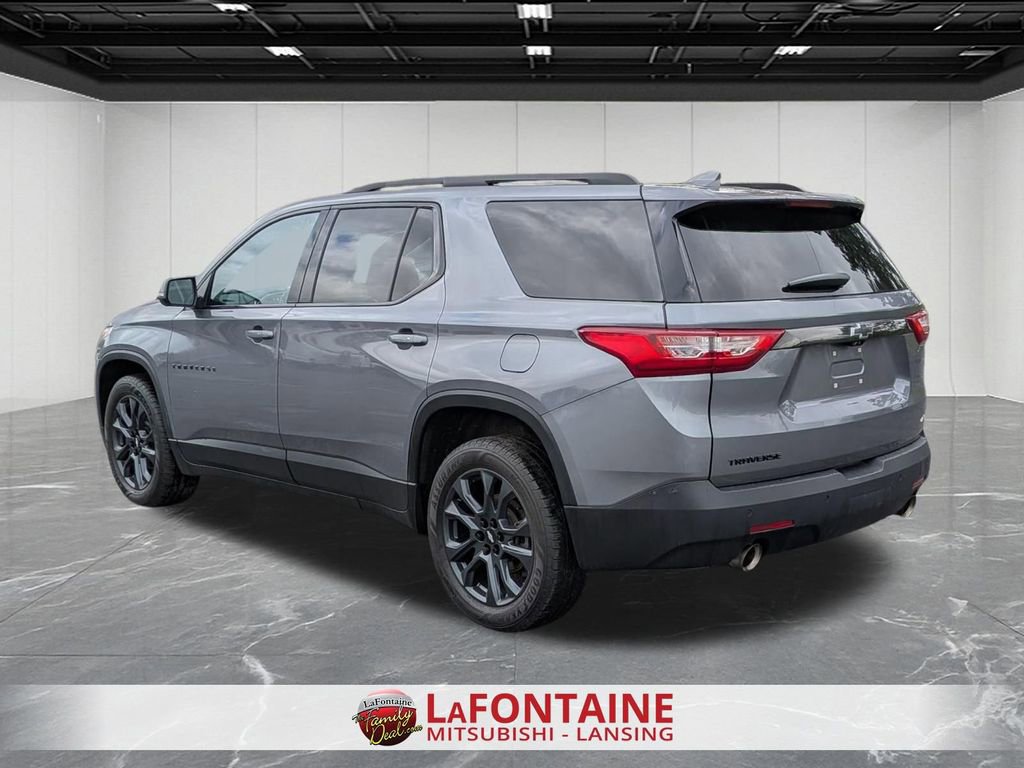 Used 2021 Chevrolet Traverse RS w/ LPO, Cargo Package FWD image 3