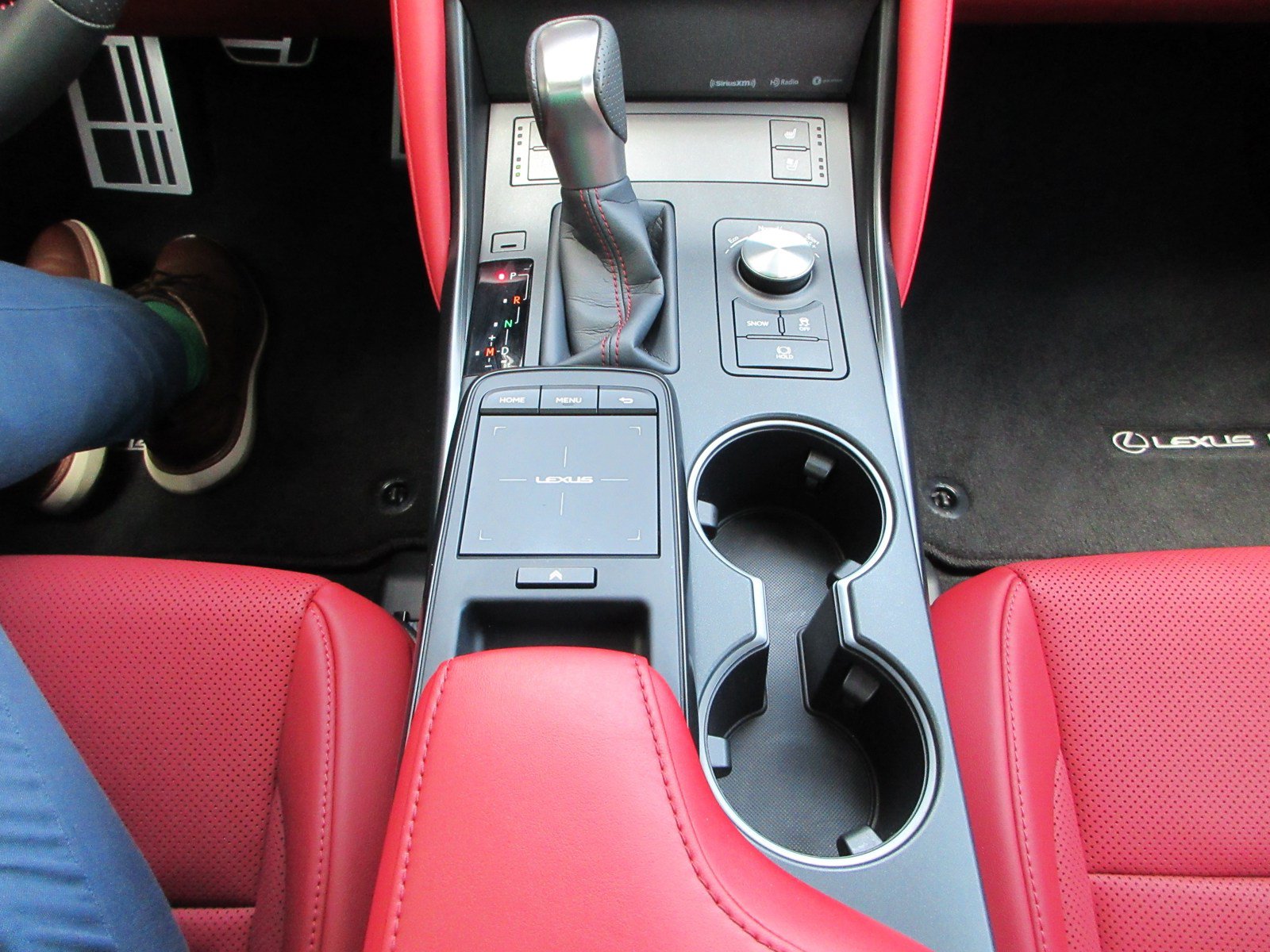 Used 2025 Lexus IS 500 RWD image 47