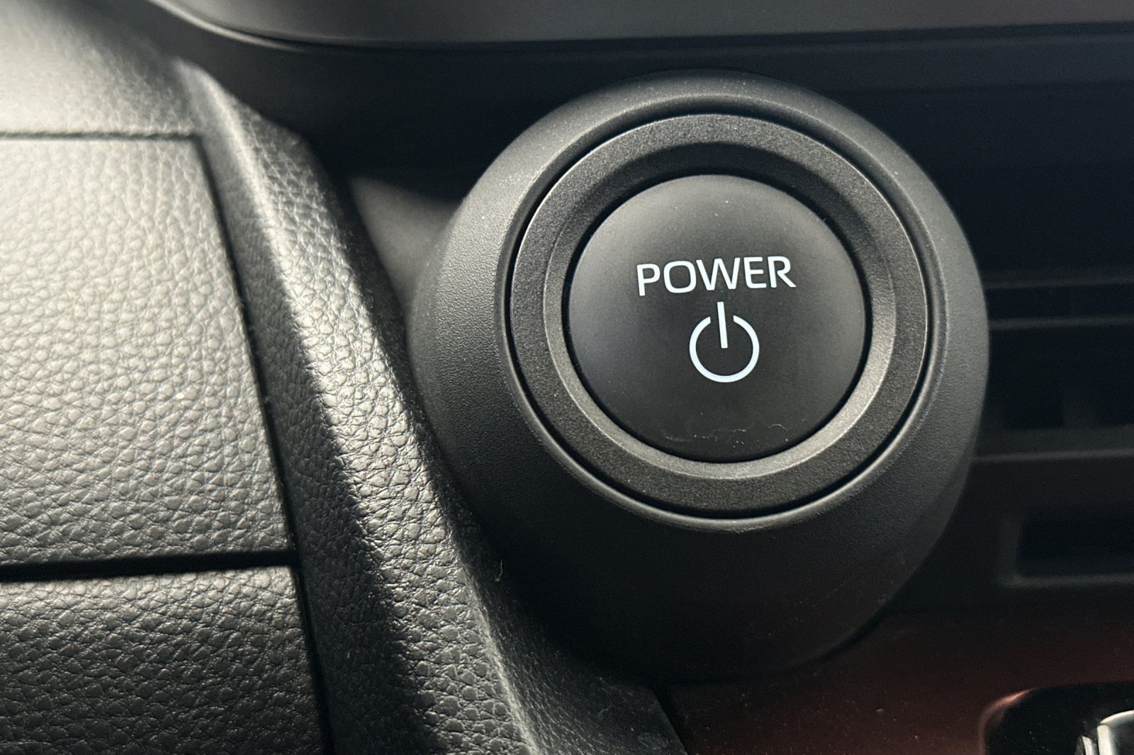 Certified 2025 Toyota Prius Plug-In Hybrid FWD image 20