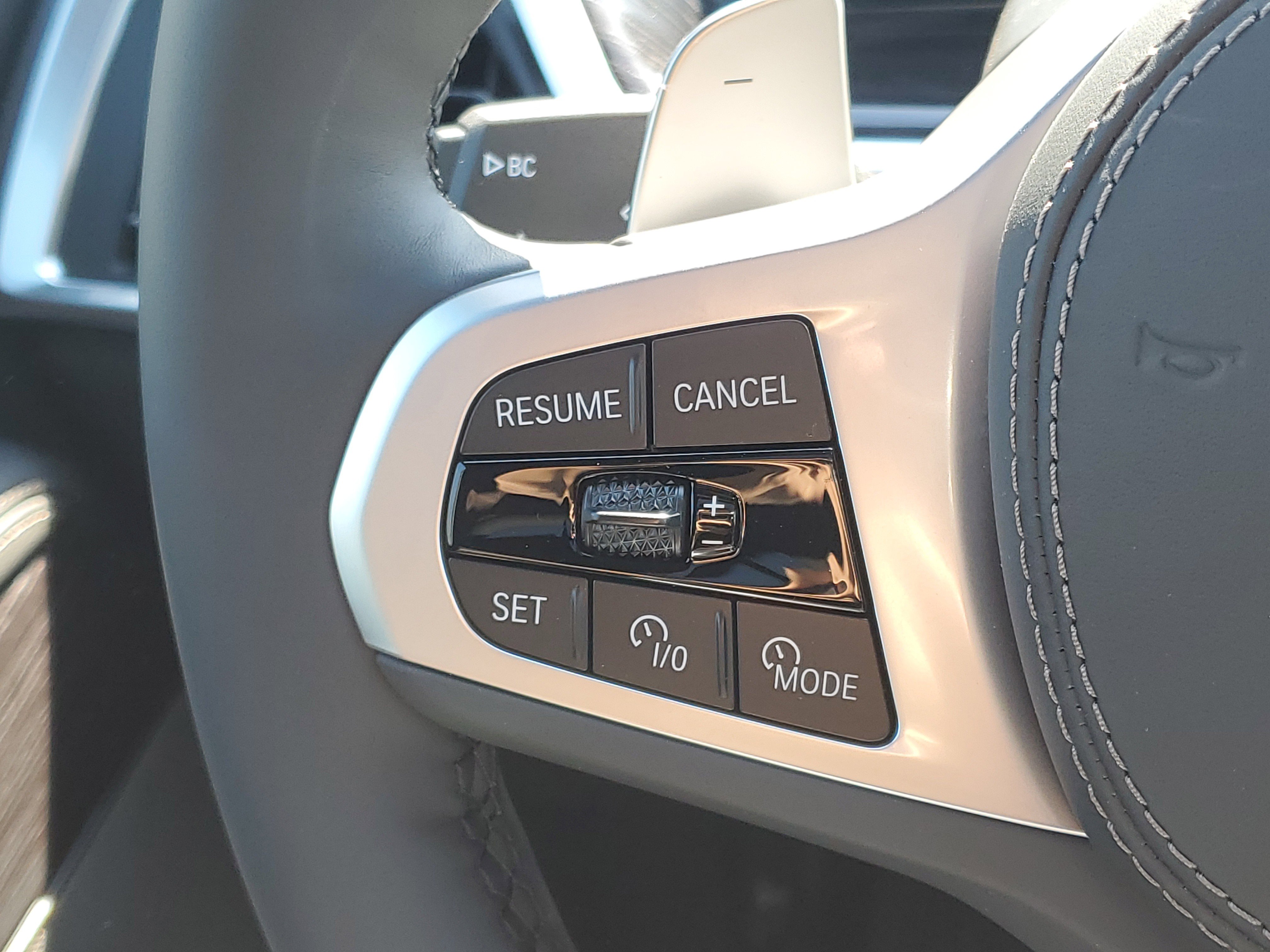 New 2026 BMW X5 xDrive40i w/ M Sport Package AWD/4WD image 11