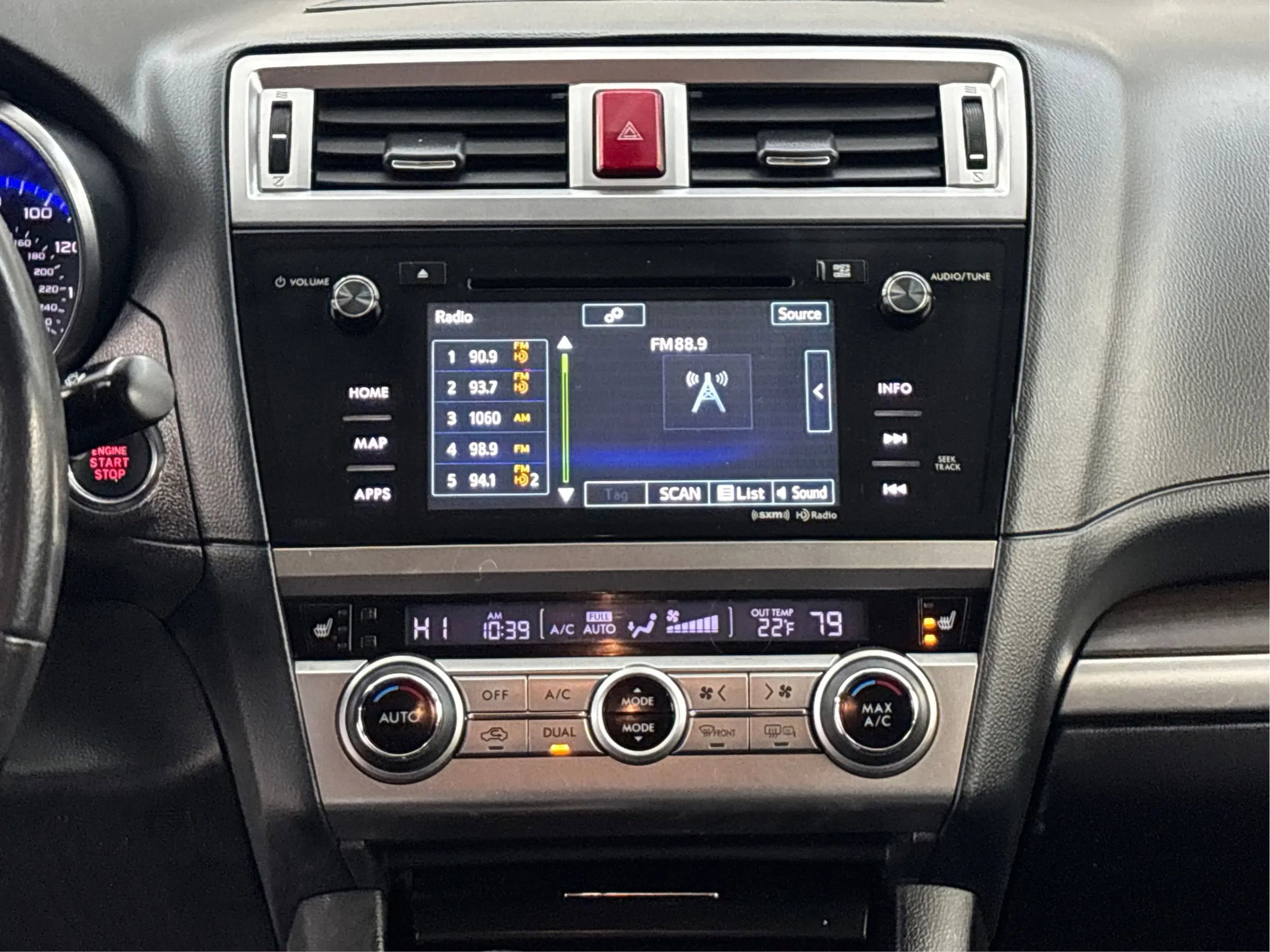 Used 2017 Subaru Legacy 3.6R Limited image 19