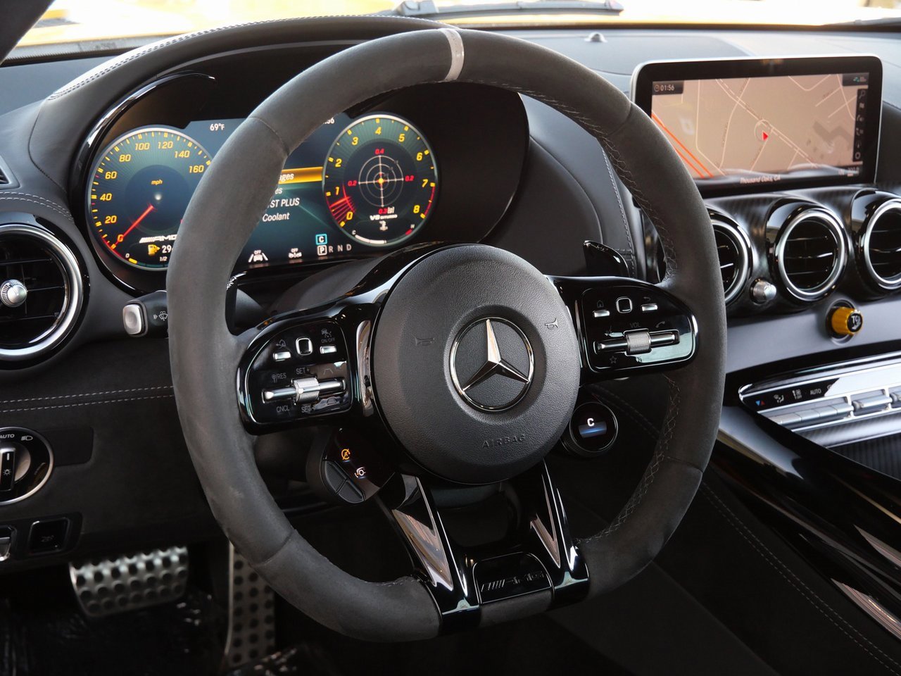 Used 2020 Mercedes-Benz AMG GT R image 17