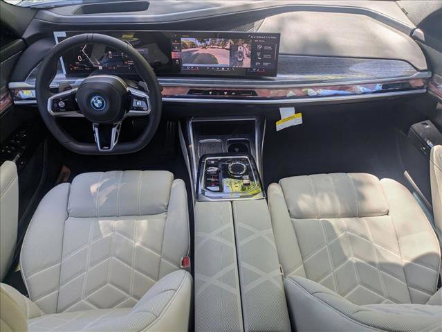 New 2025 BMW 750e xDrive w/ Premium Package image 16