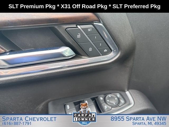 Used 2023 GMC Sierra 1500 SLT w/ SLT Premium Package AWD/4WD image 12