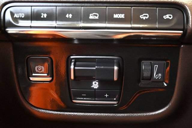 Used 2022 Cadillac Escalade Sport w/ Touring Package AWD/4WD image 21