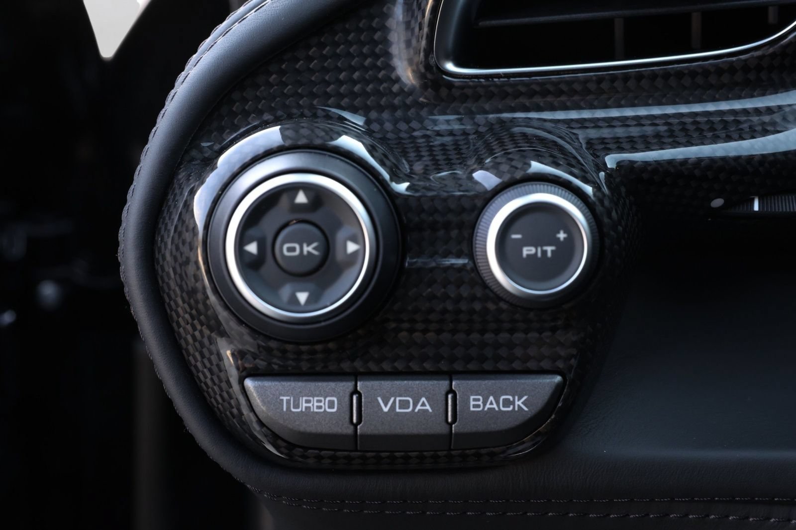 Used 2016 Ferrari 488 Spider RWD image 31