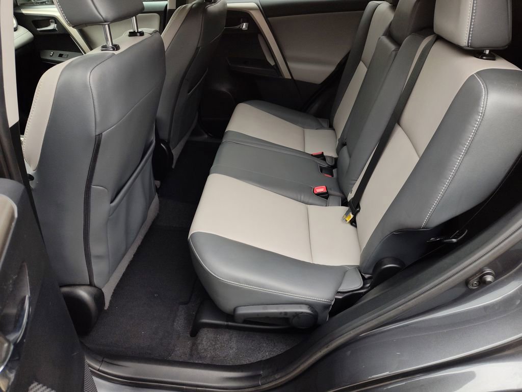 Used 2015 Toyota RAV4 Limited image 12