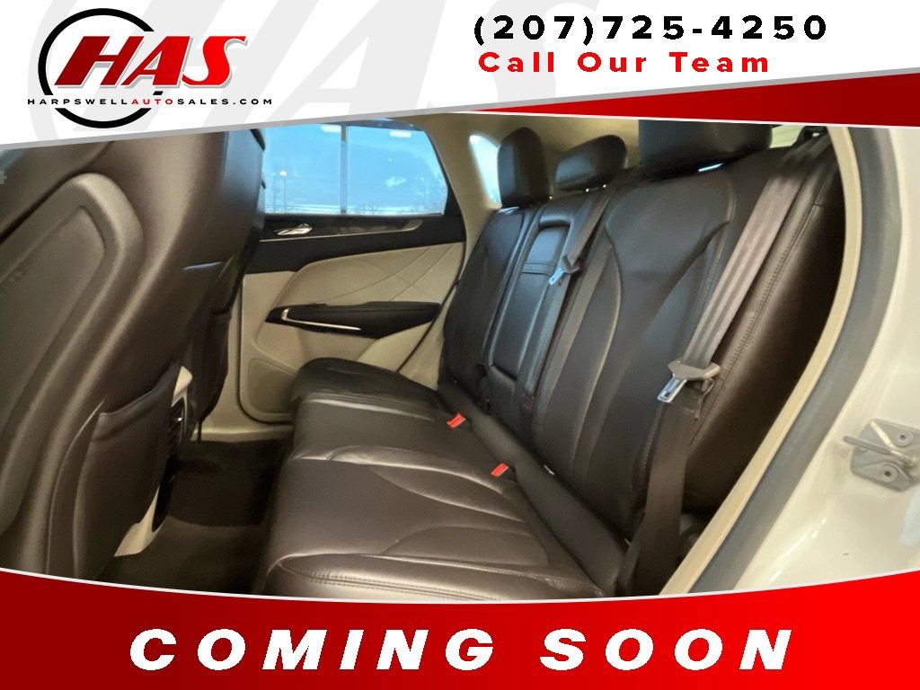 Used 2017 Lincoln MKC Reserve AWD/4WD image 9