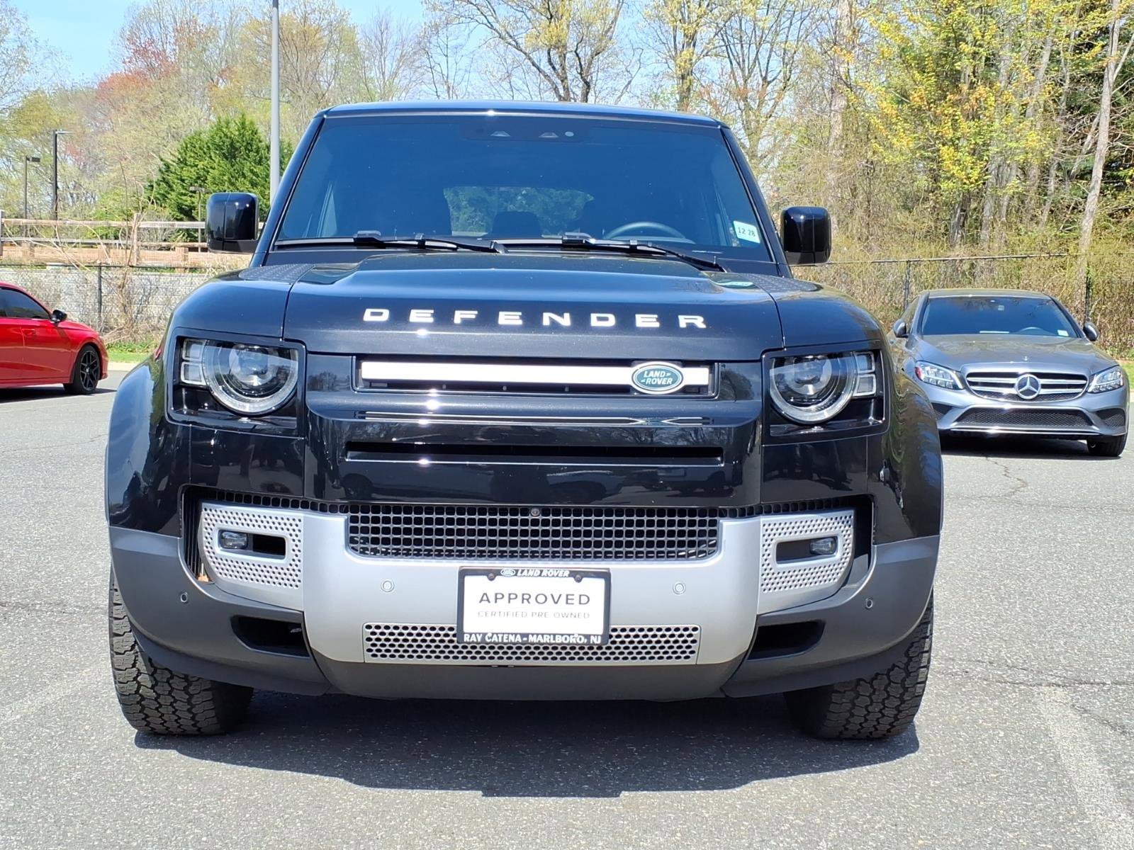 Certified 2024 Land Rover Defender 110 S AWD/4WD image 8