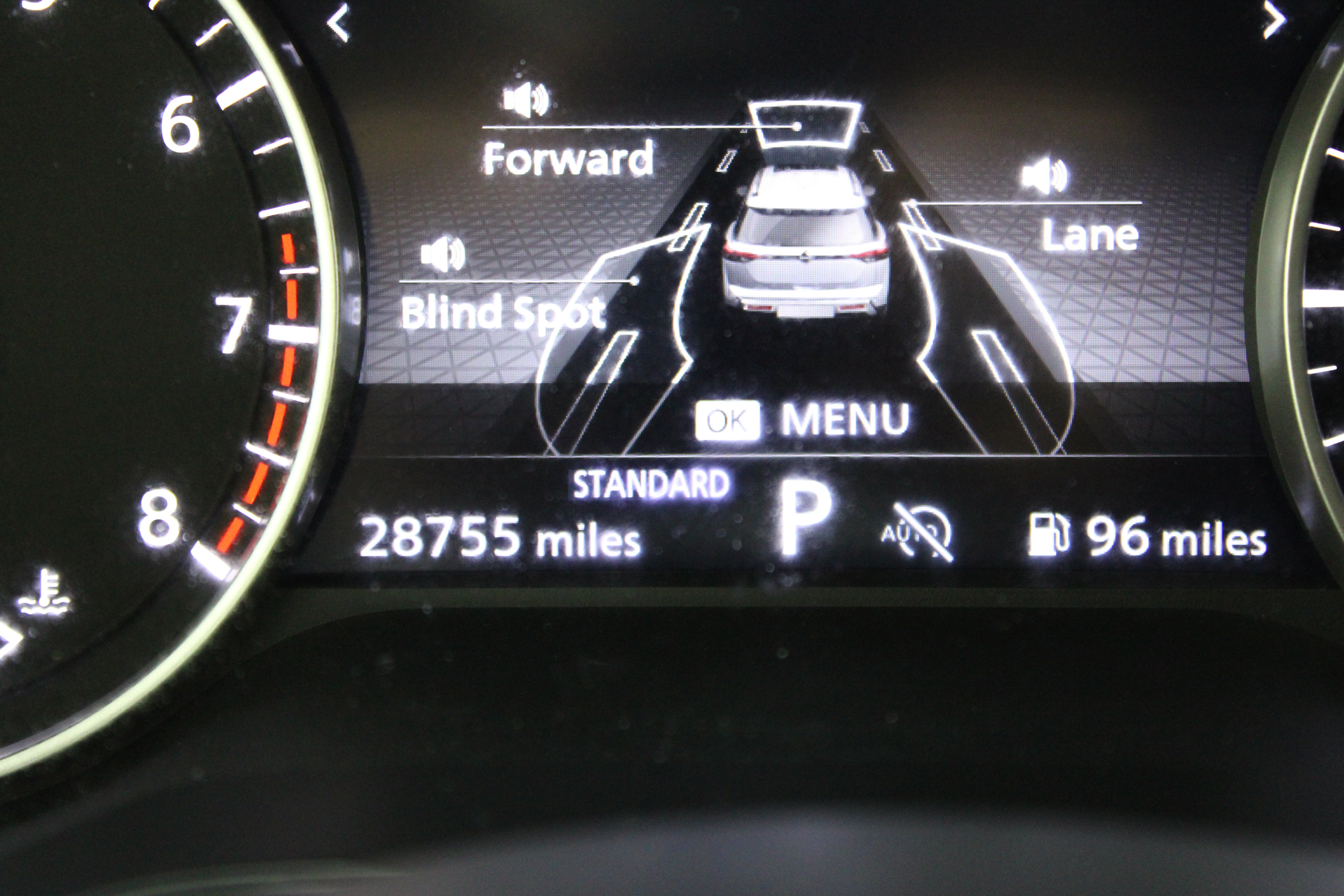Used 2024 Nissan Pathfinder S FWD image 40