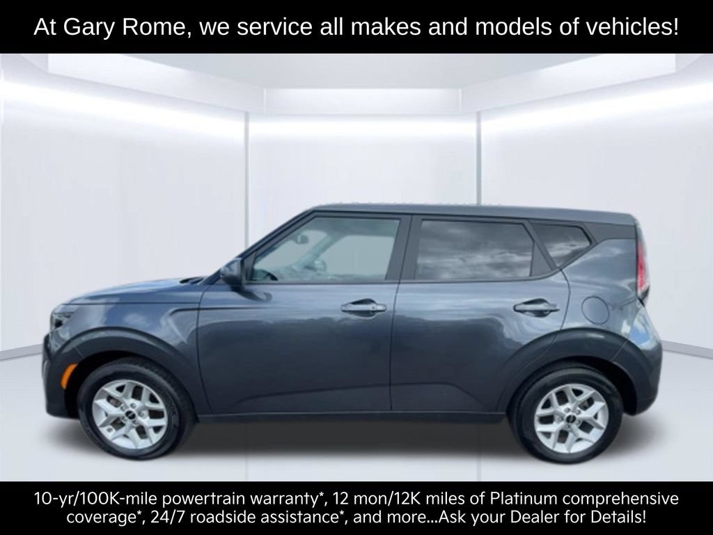 Certified 2023 Kia Soul S FWD image 6