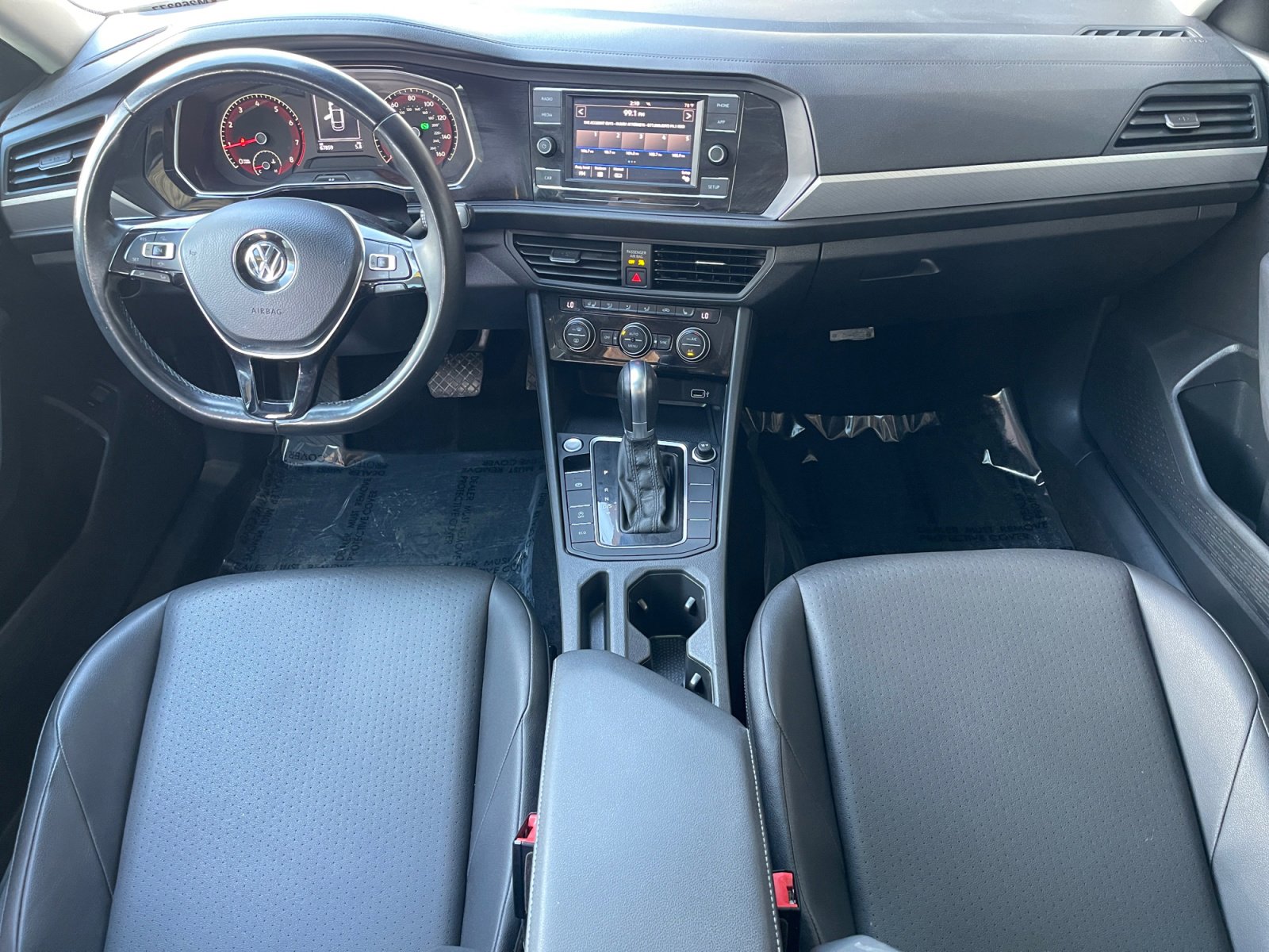 Used 2019 Volkswagen Jetta SE w/ Cold Weather Package image 10