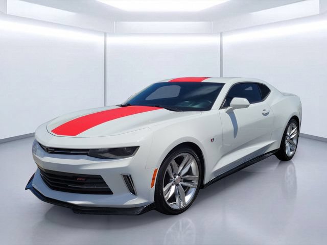 Used 2016 Chevrolet Camaro LT RWD image 2