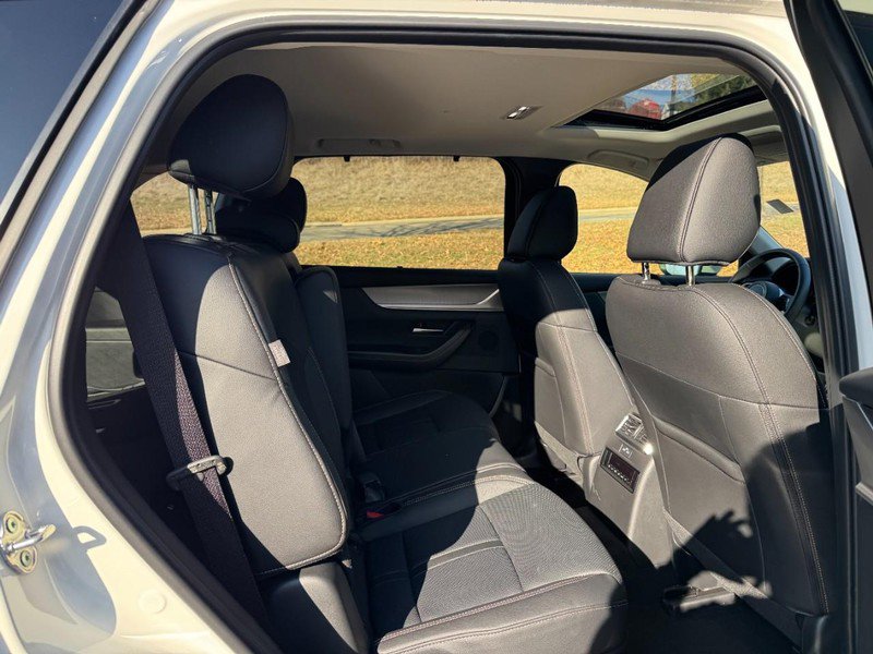 Used 2025 MAZDA CX-90 3.3 Turbo w/ Preferred Package image 10