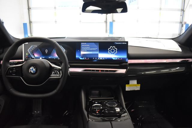 New 2027 BMW 530i xDrive w/ Premium Package AWD/4WD image 5