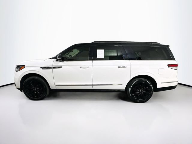 Certified 2023 Lincoln Navigator L Black Label AWD/4WD image 4