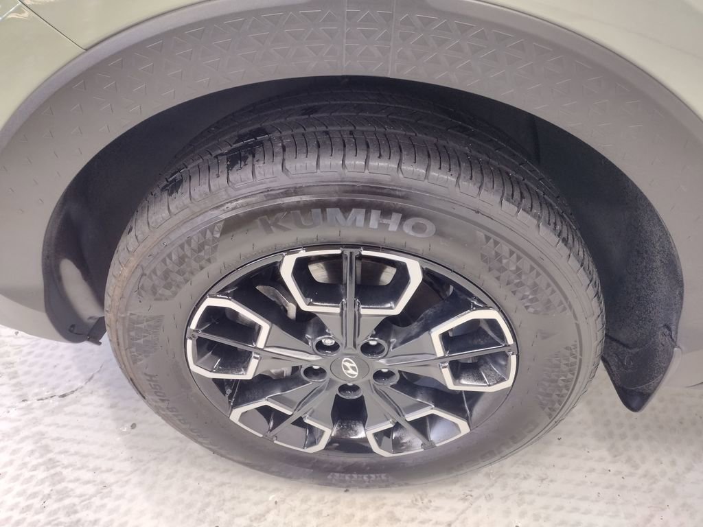 Certified 2024 Hyundai Santa Cruz SEL image 6