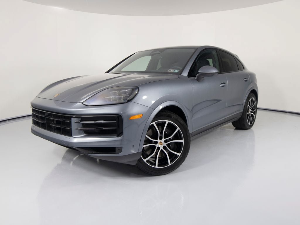 New 2026 Porsche Cayenne Coupe AWD/4WD image 6