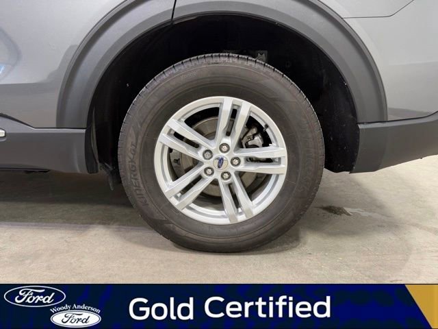 Certified 2023 Ford Explorer XLT w/ Equipment Group 202A AWD/4WD image 8