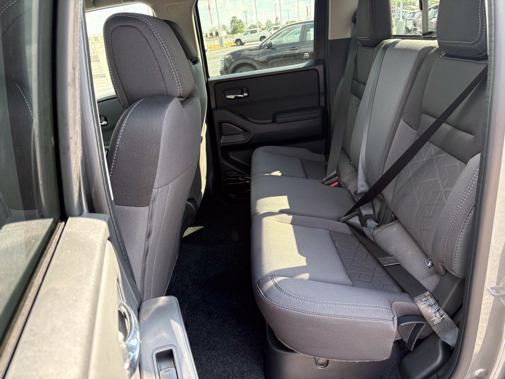New 2027 Nissan Frontier 2WD Crew Cab image 17