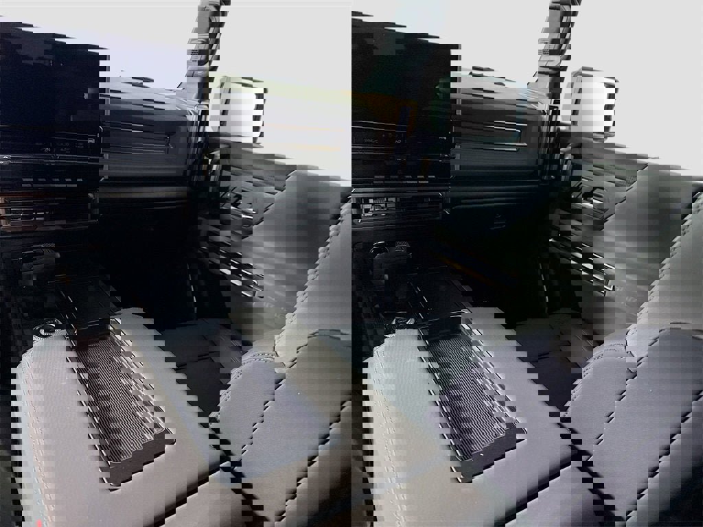 Used 2024 GMC Hummer EV 3X image 17