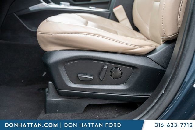 Used 2023 Ford Explorer XLT w/ Equipment Group 202A image 19